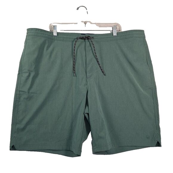 Even Tide Board Shorts Hybrid Men's Size 44 with 9" inseam Green Stretch Swim - Picture 1 of 9